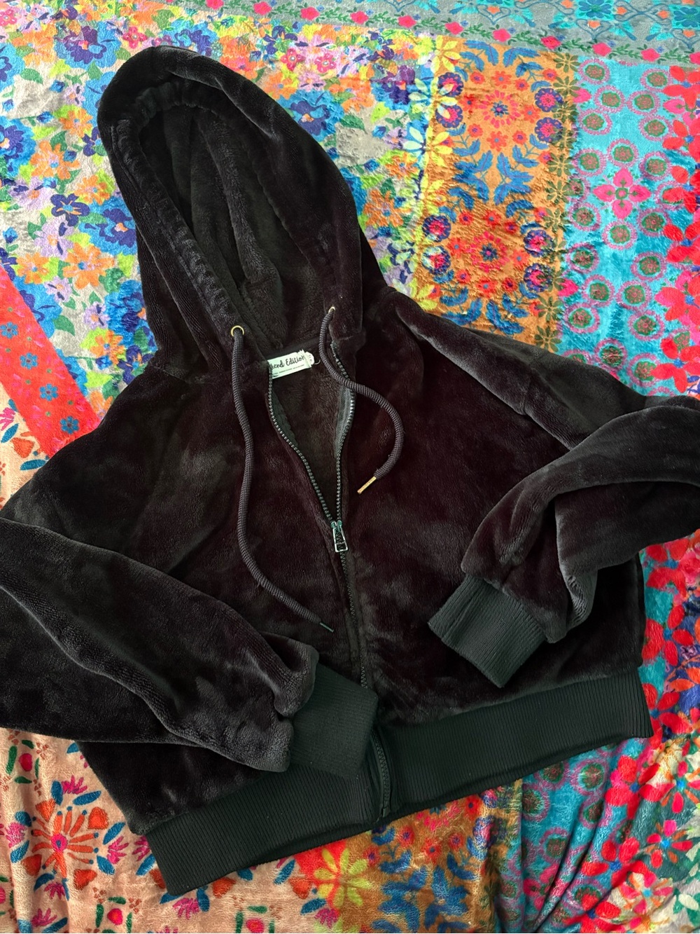 Black Plush Zip-Up Hoodie with Hood and Drawstrings